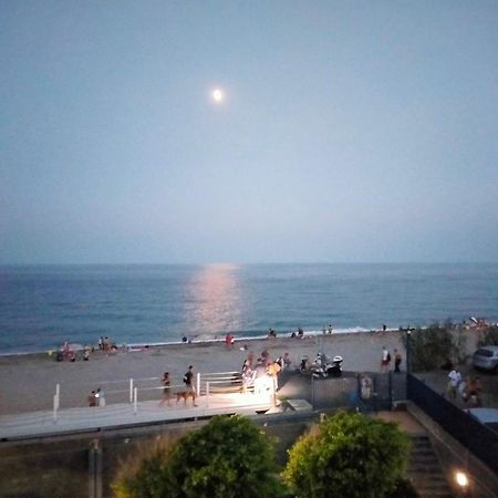 Seaside Villa Giardini Naxos Luaran gambar