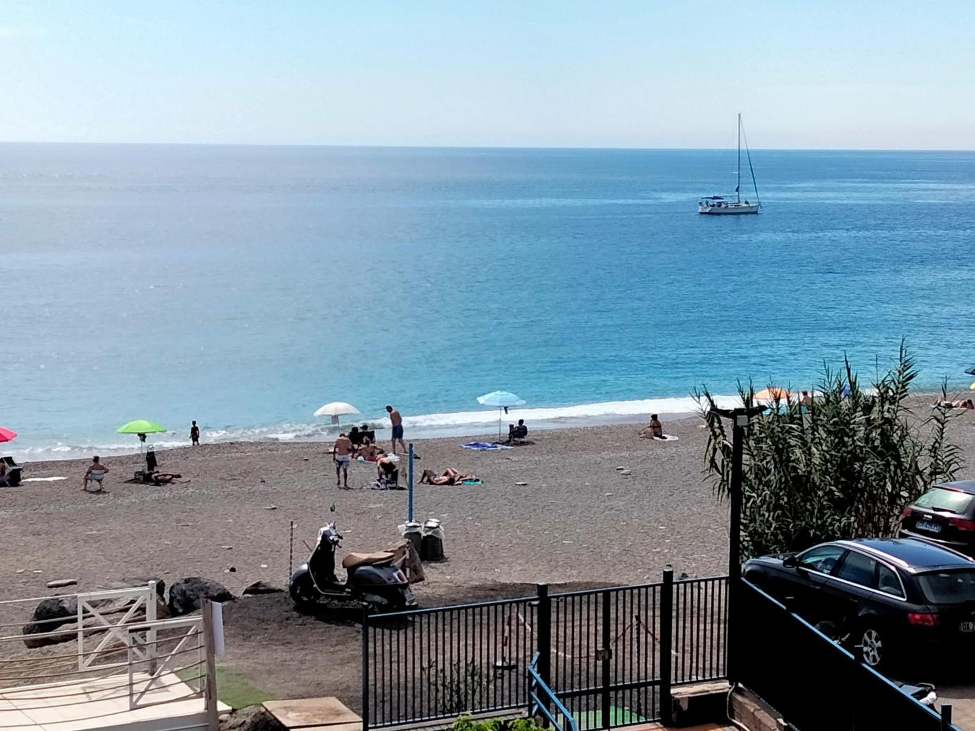 Seaside Villa Giardini Naxos Luaran gambar